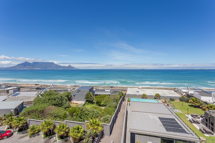2 Bedroom Property for Sale in Bloubergrant Western Cape
